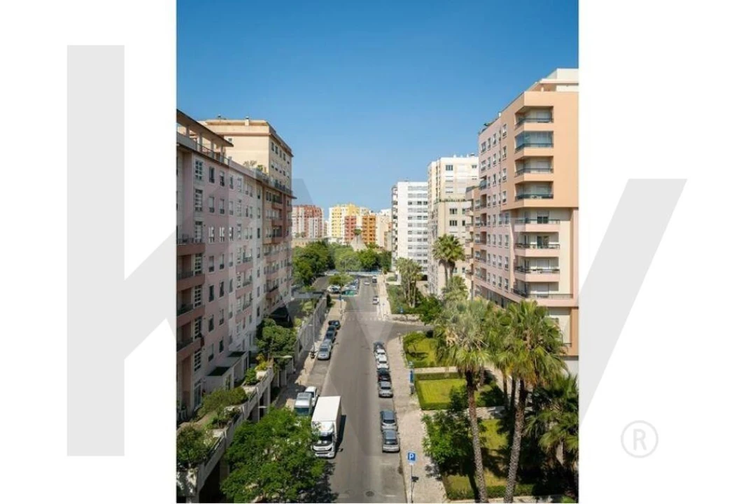 Apartamento T4 para Arrendamento em Lumiar Foto 8