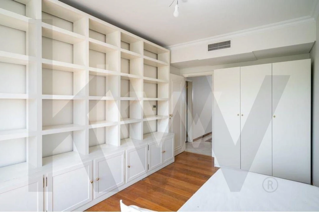 Apartamento T4 para Arrendamento em Lumiar Foto 19