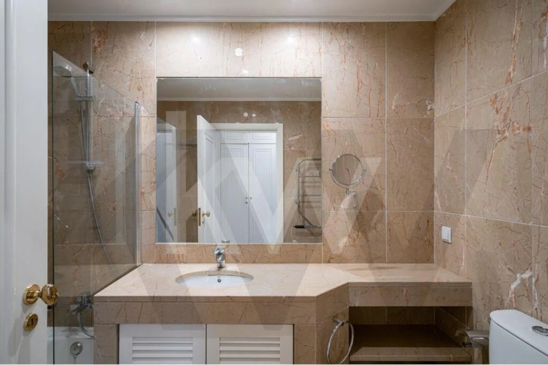 Apartamento T4 para Arrendamento em Lumiar Foto 17