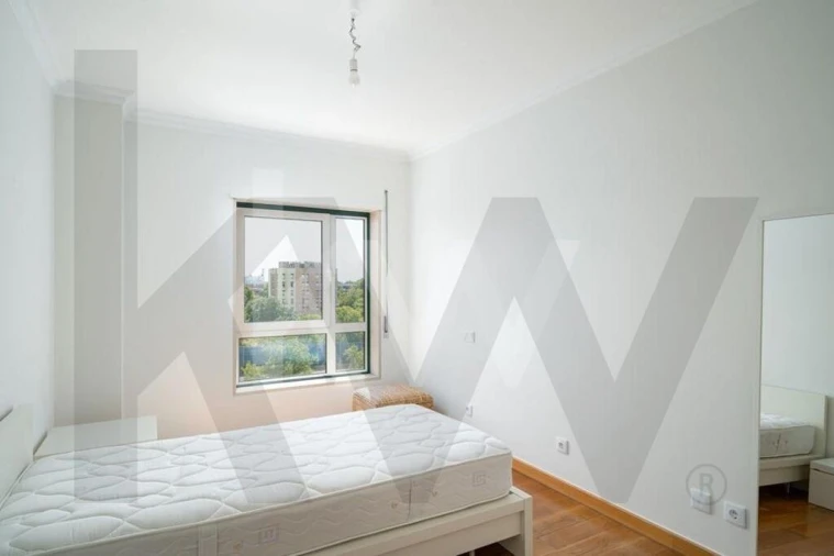 Apartamento T4 para Arrendamento em Lumiar Foto 20