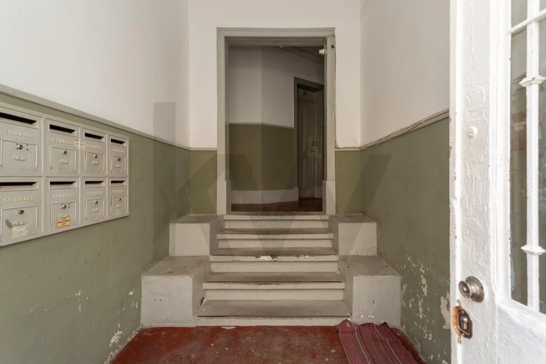 Apartamento T1 para Venda em Beato Foto 18