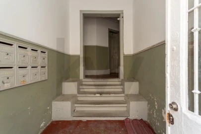 Apartamento T1 para Venda em Beato