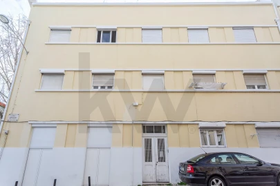 Apartamento T1 para Venda em Beato