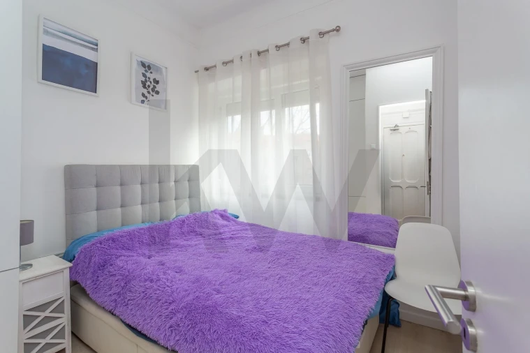 Apartamento T1 para Venda em Beato Foto 9