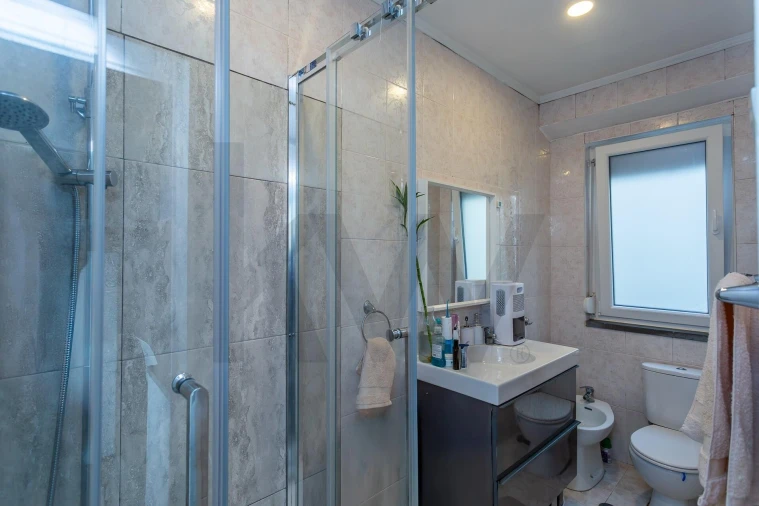 Apartamento T1 para Venda em Beato Foto 6