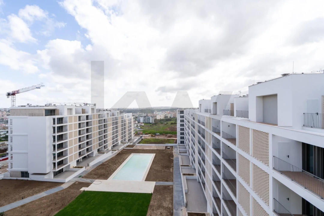 Apartamento T4 para Venda em Santo António dos Cavaleiros e Frielas Foto 23