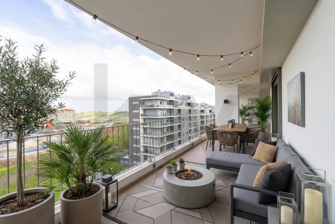 Apartamento T4 para Venda em Santo António dos Cavaleiros e Frielas Foto 34