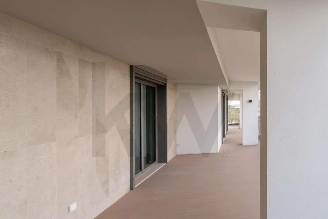 Apartamento T4 para Venda em Santo António dos Cavaleiros e Frielas Foto 25