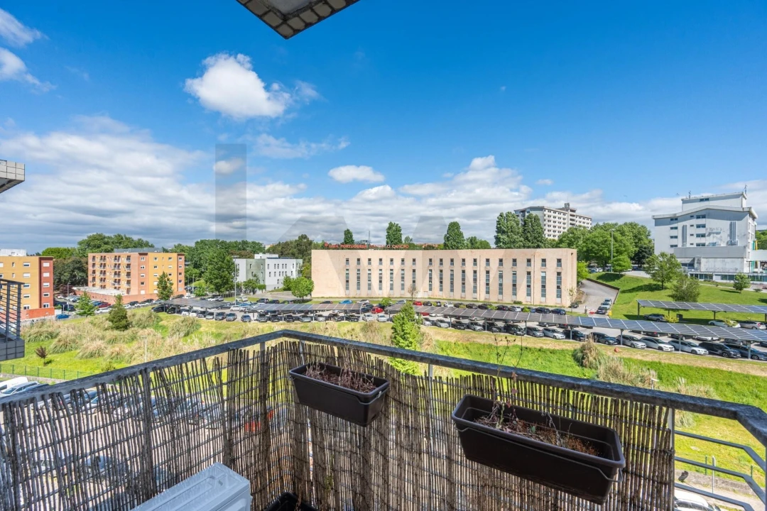 Apartamento T2 para Venda em Paranhos Foto 11