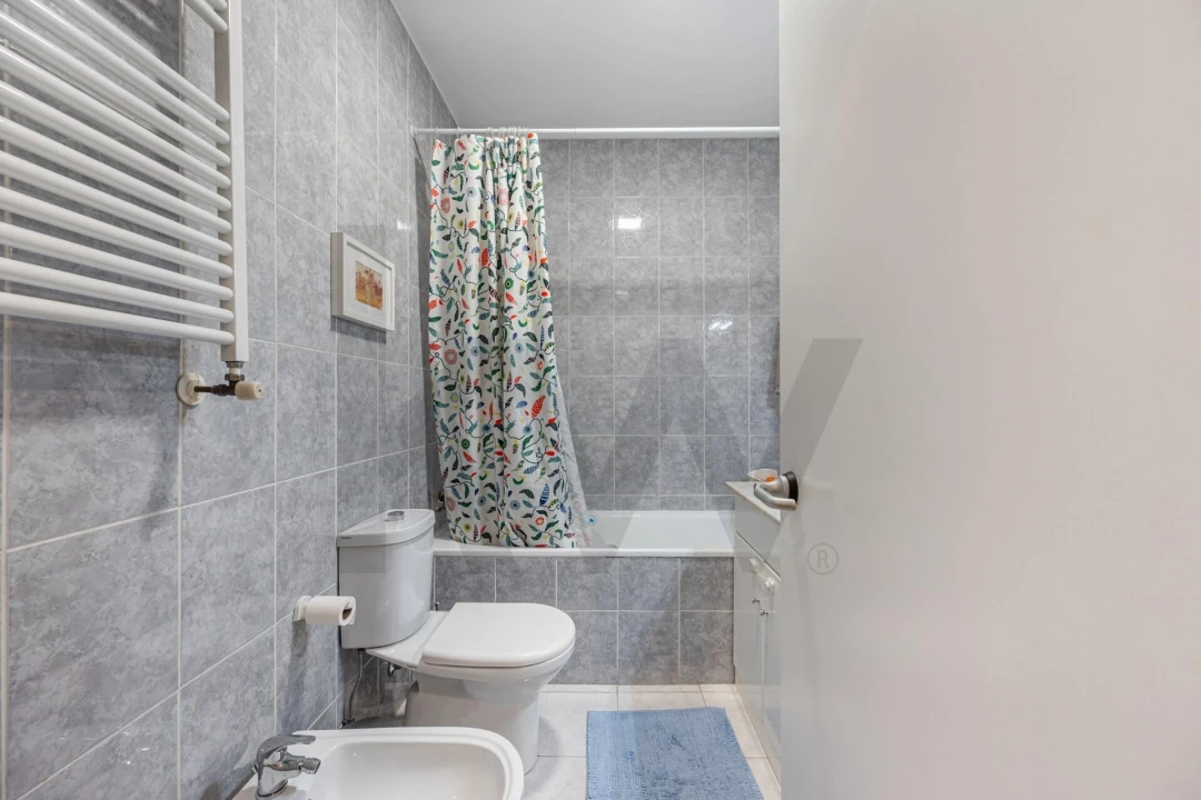 Apartamento T2 para Venda em Paranhos Foto 14