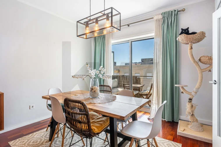 Apartamento T2 para Venda em Paranhos Foto 3