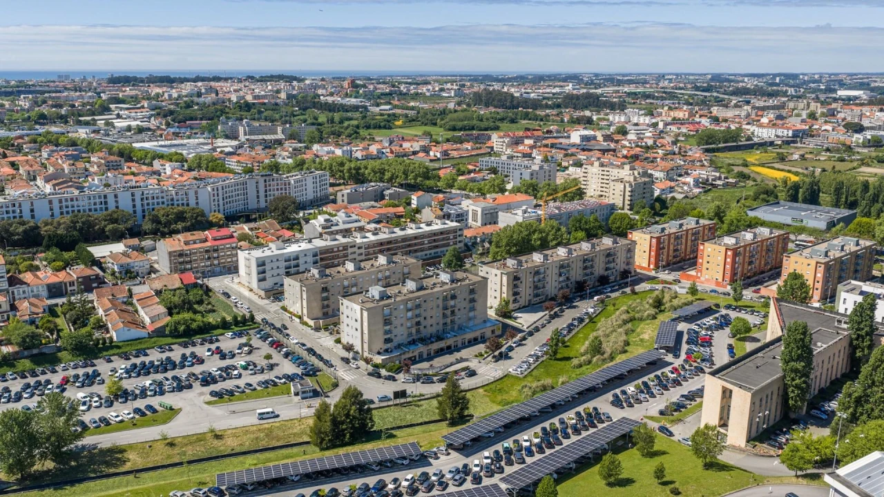 Apartamento T2 para Venda em Paranhos Foto 25