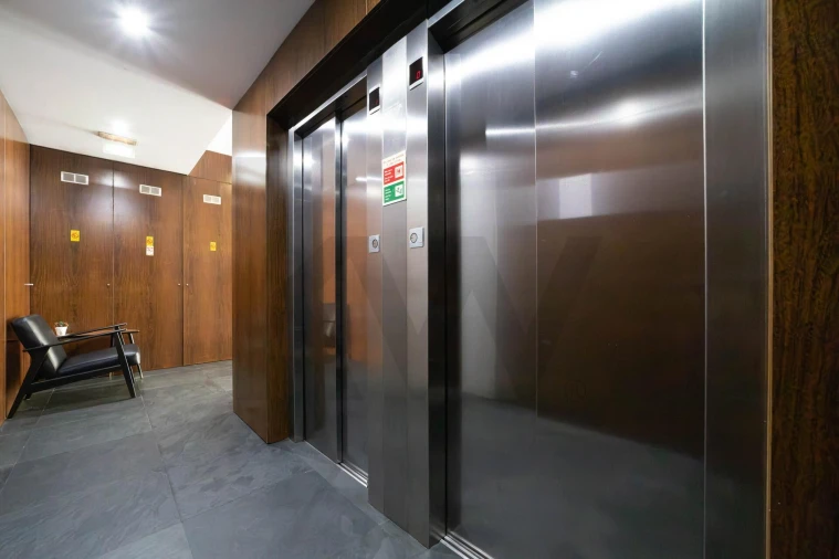 Apartamento T1 para Venda em Santo António Foto 13