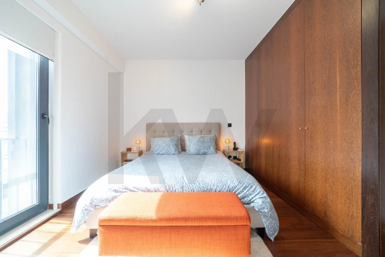 Apartamento T1 para Venda em Santo António Foto 9