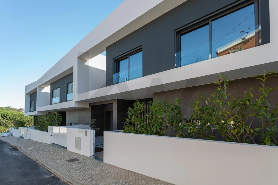 Moradia T4 para Venda em Loures Foto 83