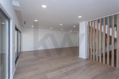 Moradia T4 para Venda em Loures