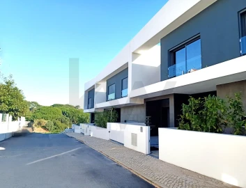 Moradia T4 para Venda em Loures