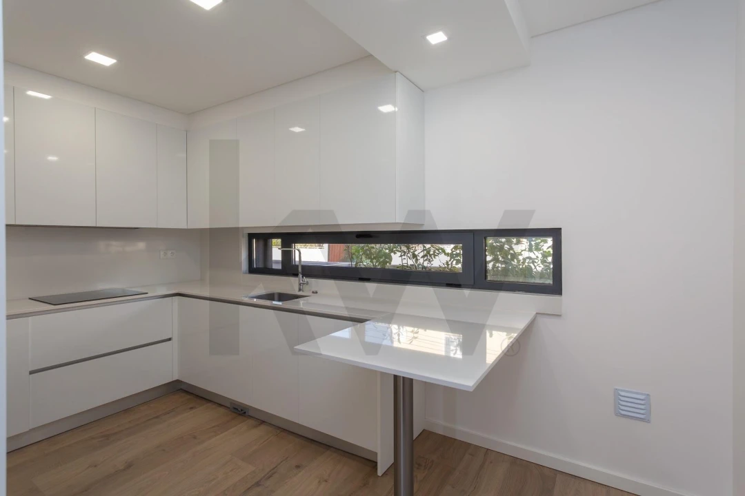 Moradia T4 para Venda em Loures Foto 19