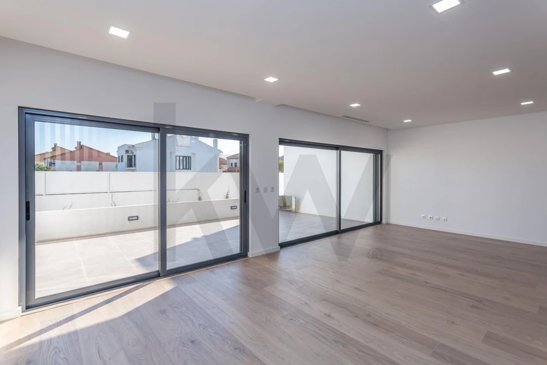 Moradia T4 para Venda em Loures Foto 14