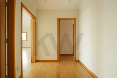 Apartamento T3 para Venda em Oeiras e São Julião da Barra, Paço de Arcos e Caxias