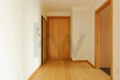 Apartamento T3 para Venda em Oeiras e São Julião da Barra, Paço de Arcos e Caxias