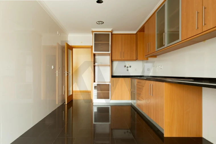 Apartamento T3 para Venda em Oeiras e São Julião da Barra, Paço de Arcos e Caxias Foto 8