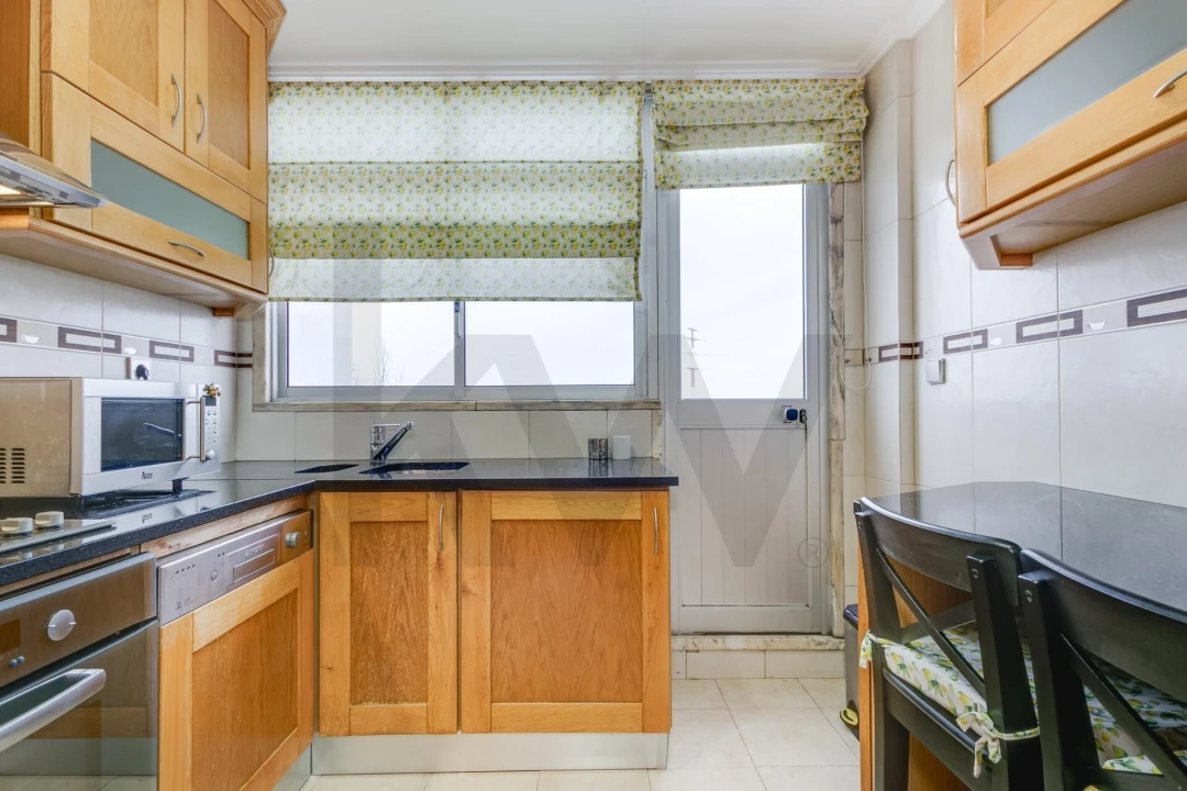 Apartamento T1 para Venda em Santa Iria de Azoia, São João da Talha e Bobadela Foto 15