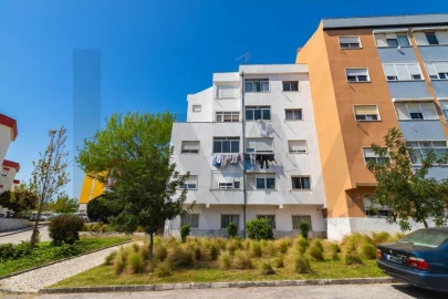 Apartamento T1 para Venda em Santa Iria de Azoia, São João da Talha e Bobadela