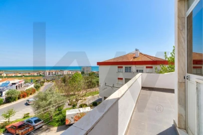 Apartamento T1 para Venda em Santa Iria de Azoia, São João da Talha e Bobadela