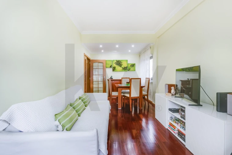 Apartamento T1 para Venda em Santa Iria de Azoia, São João da Talha e Bobadela Foto 6