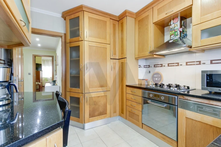 Apartamento T1 para Venda em Santa Iria de Azoia, São João da Talha e Bobadela Foto 13