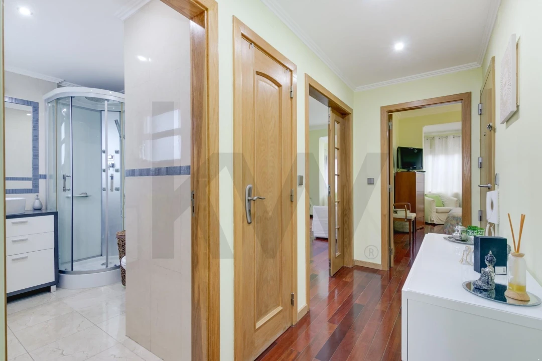 Apartamento T1 para Venda em Santa Iria de Azoia, São João da Talha e Bobadela Foto 10