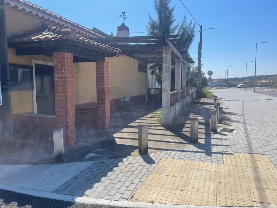 Moradia T3 para Venda em Rio Maior Foto 3