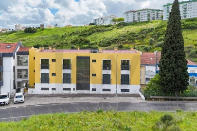 Apartamento T4 para Venda em Ramada e Caneças