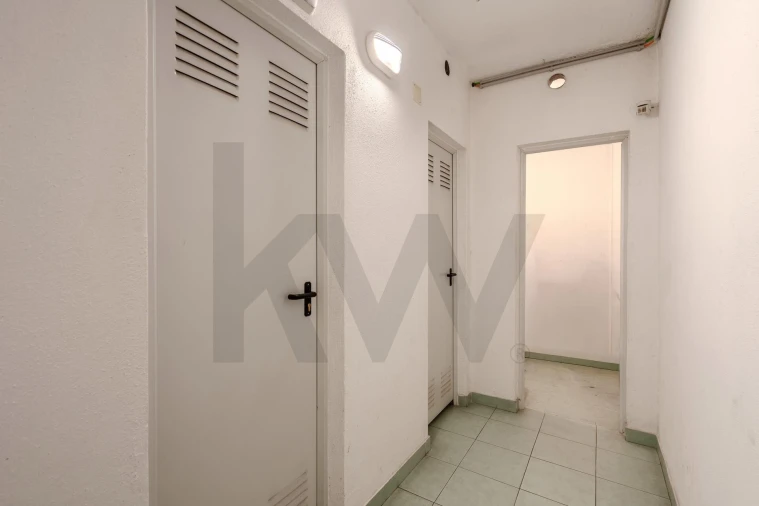 Apartamento T4 para Venda em Ramada e Caneças Foto 46