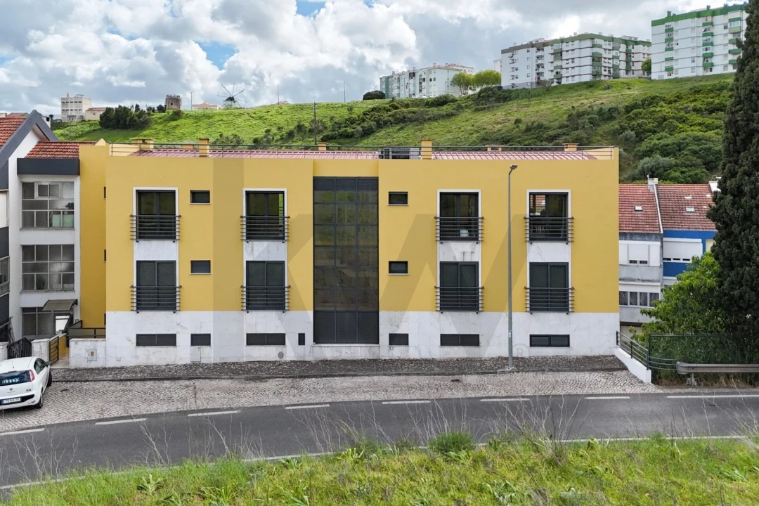 Apartamento T4 para Venda em Ramada e Caneças Foto 54