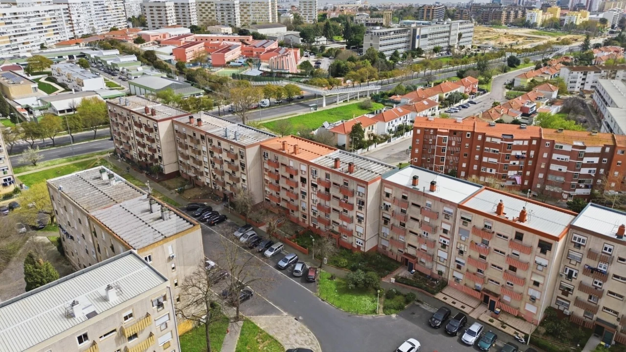 Apartamento T2 para Venda em Olivais Foto 3