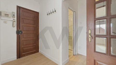 Apartamento T2 para Venda em Olivais