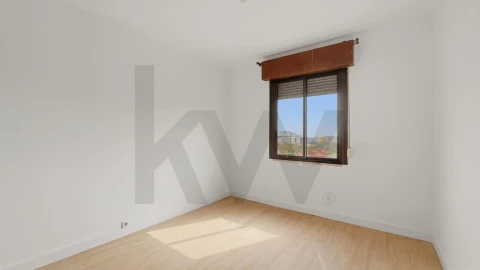 Apartamento T2 para Venda em Olivais