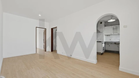 Apartamento T2 para Venda em Olivais