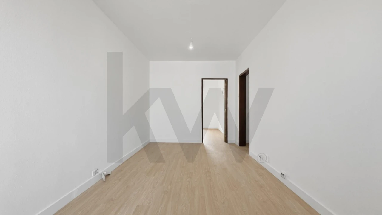 Apartamento T2 para Venda em Olivais Foto 8