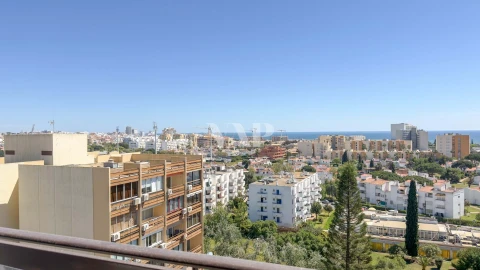 Apartamento T2 para Venda em Quarteira