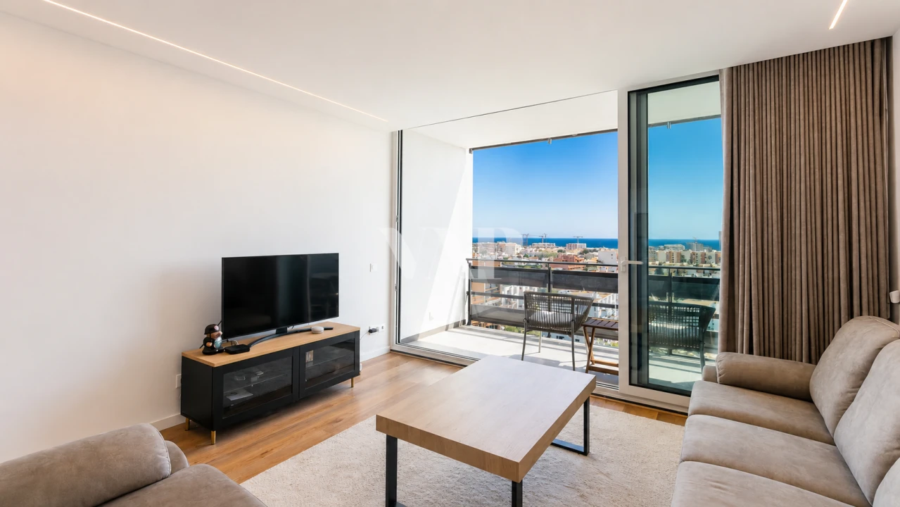 Apartamento T2 para Venda em Quarteira Foto 7