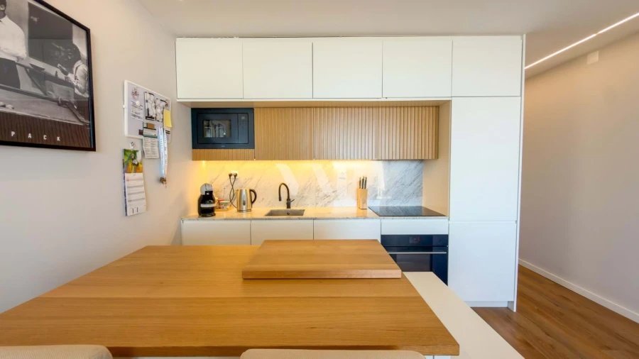 Apartamento T2 para Venda em Quarteira Foto 3