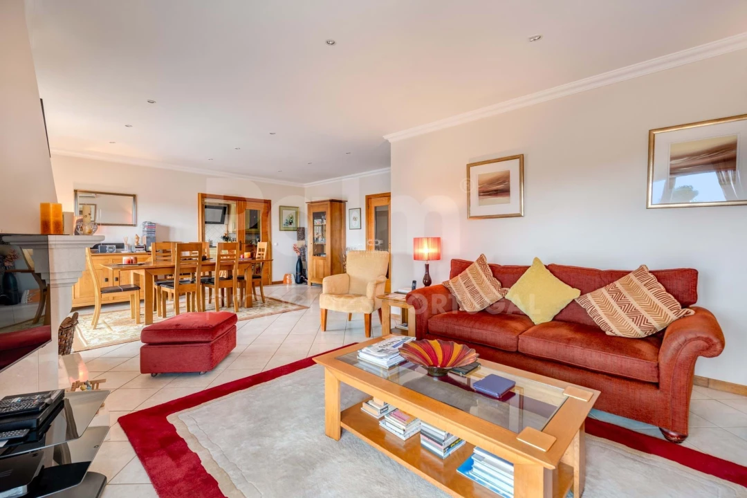 Moradia T4 para Venda em Ferragudo Foto 6