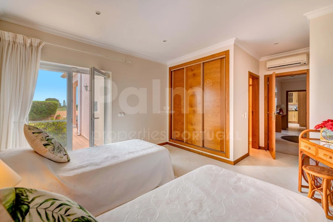 Moradia T4 para Venda em Ferragudo Foto 12