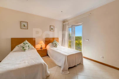 Moradia T4 para Venda em Ferragudo