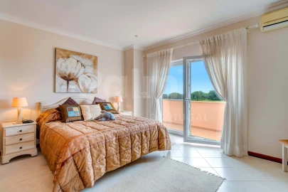 Moradia T4 para Venda em Ferragudo