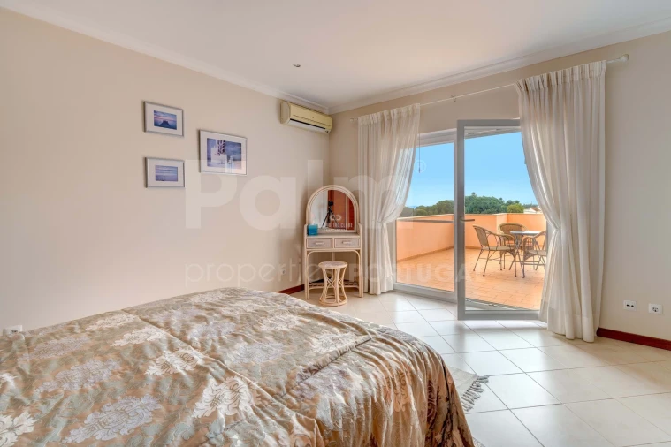 Moradia T4 para Venda em Ferragudo Foto 23