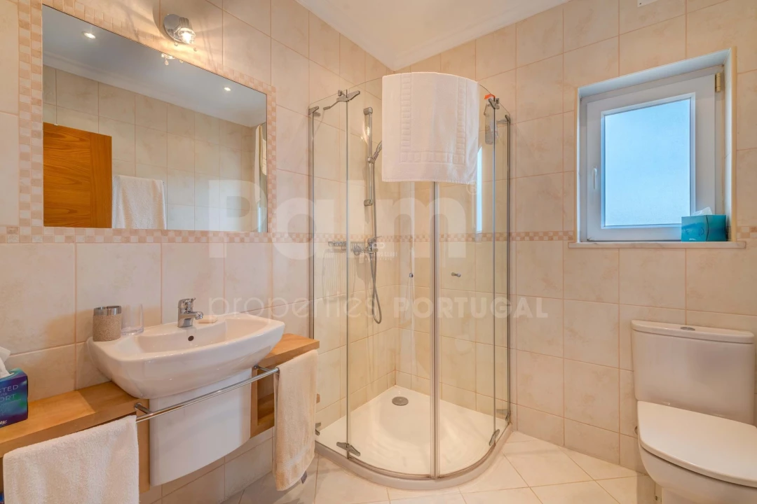 Moradia T4 para Venda em Ferragudo Foto 24